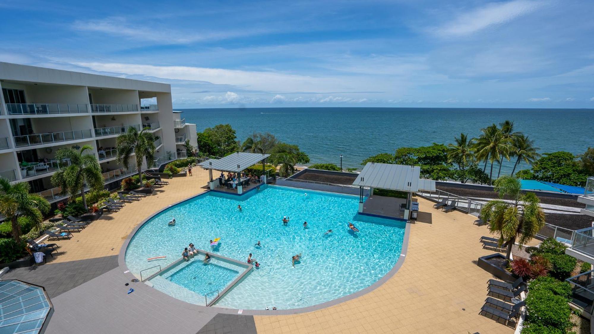Vue Apartments Trinity Beach Εξωτερικό φωτογραφία