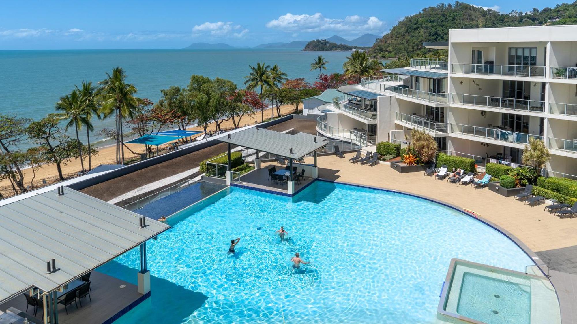 Vue Apartments Trinity Beach Εξωτερικό φωτογραφία